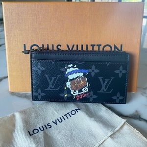 Louis Vuitton Coin Card Holder Limited
Edition Comic Trunk